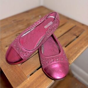 Kenneth Cole Reaction Rhinestone Ballet Flats Shoes